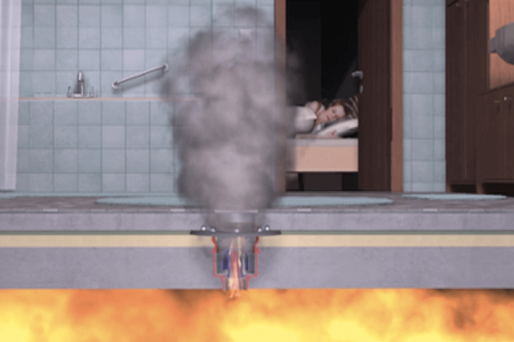 Foto van de zich verspreidende rook in de woning zonder brandbeveiliging in de afvoer Foto van de zich verspreidende rook in de woning zonder brandbeveiliging in de afvoer