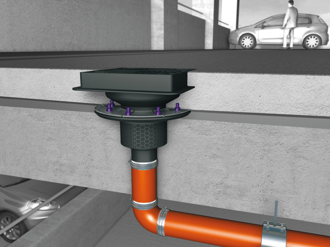 Inbouwvoorbeeld van de afvoer voor parkeergarages Ecoguss, hoekig met basiselement Ecoguss en persafdichtingsflens in een parkeergarage